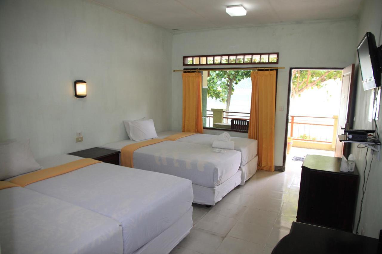 Pandu Lakeside Hotel Parapat Εξωτερικό φωτογραφία
